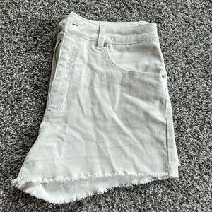 Forever21 Cream Corduroy Shorts size Large NEVER WORN